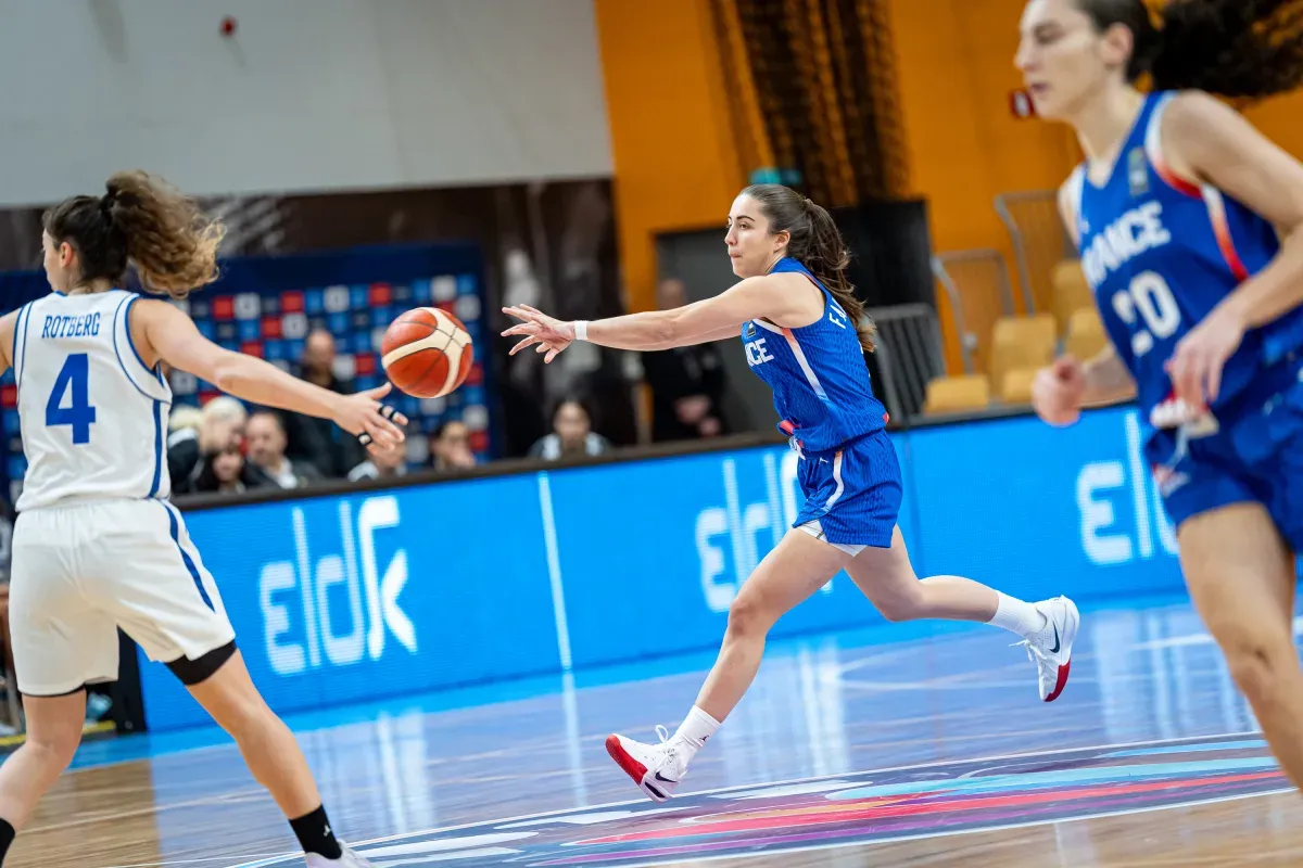 La France balaye Israël pour son dernier match de qualification à l'EuroBasket féminin