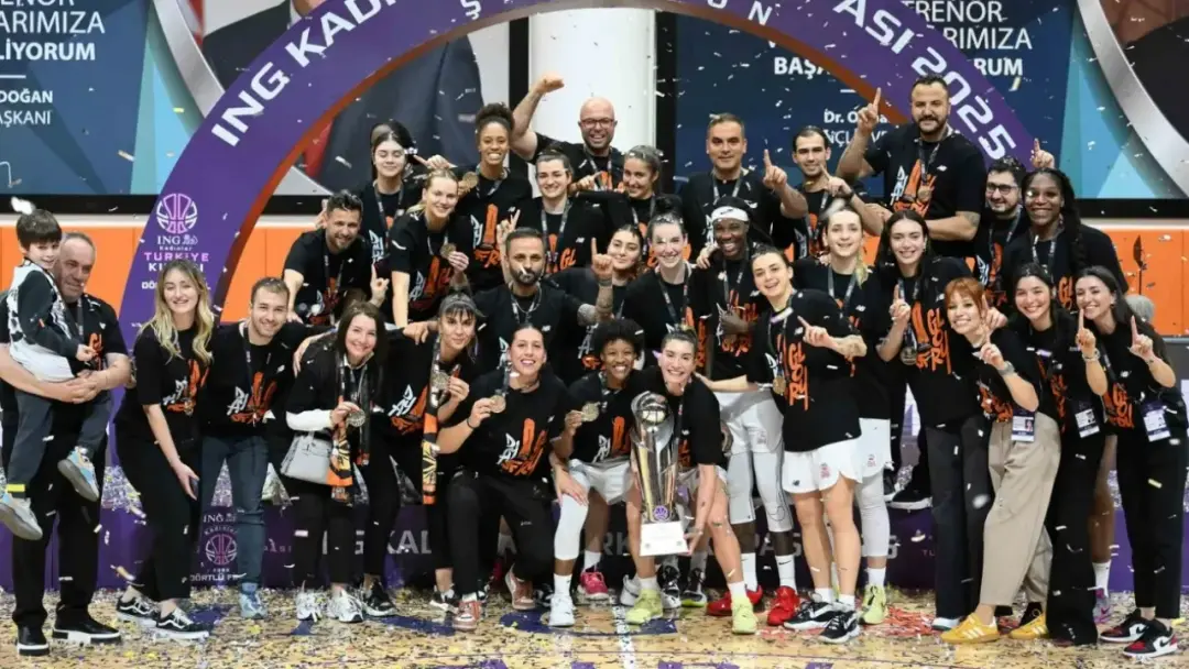 Marine Johannès et la colonie française de Mersin remportent la Coupe de Turquie