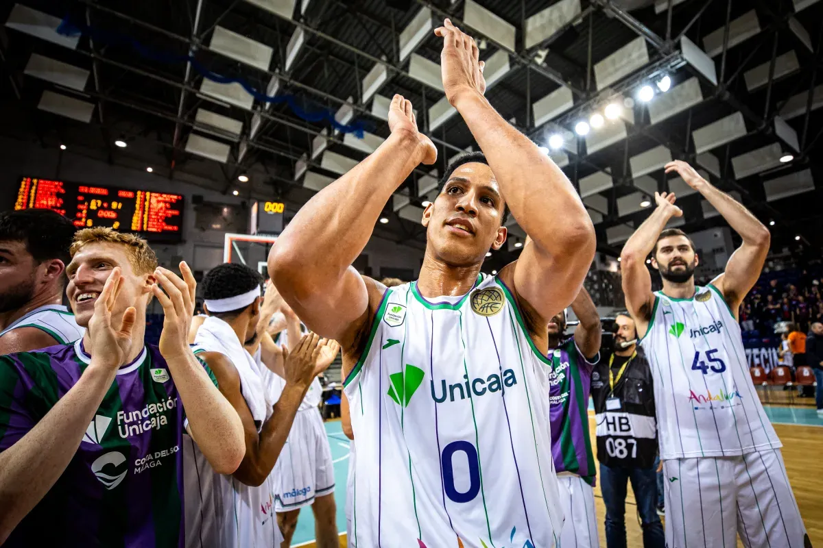 Tyson Pérez, un autre joueur qui veut changer d'équipe nationale
