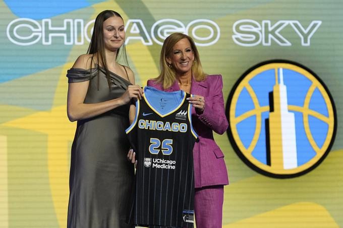 La Tarbaise Ajsa Sivka raconte son séjour aux Etats-Unis pour la draft WNBA