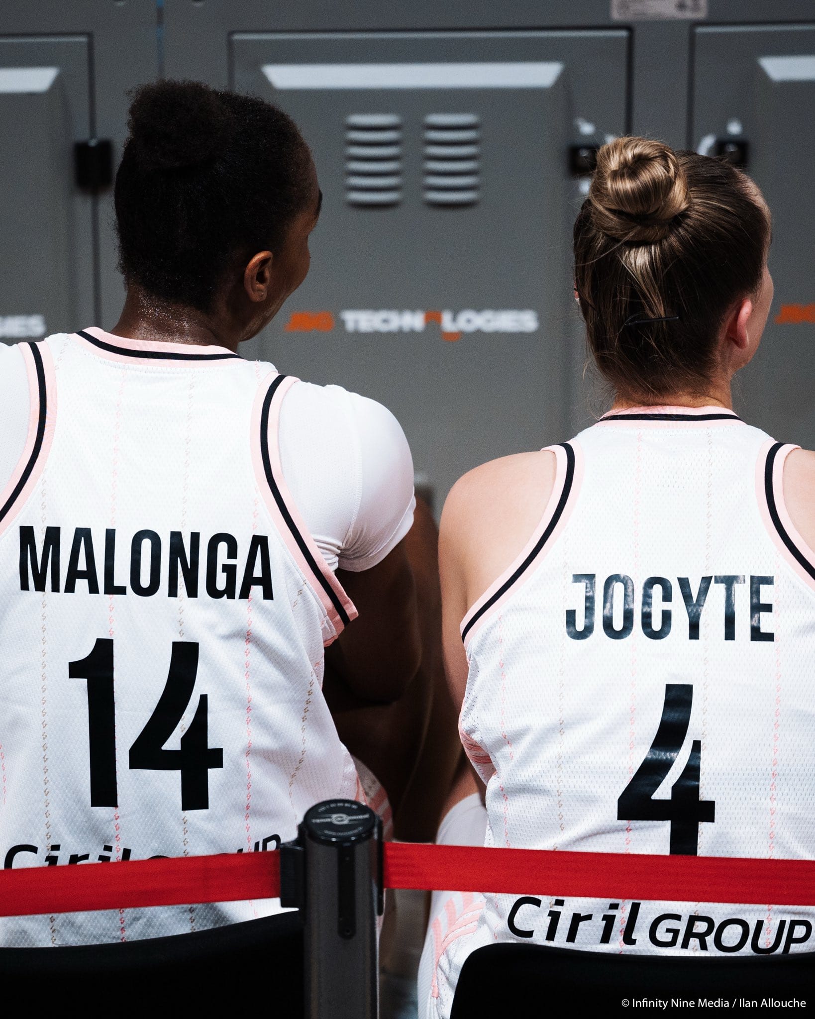 Dominique Malonga et Juste Jocyte dos à dos