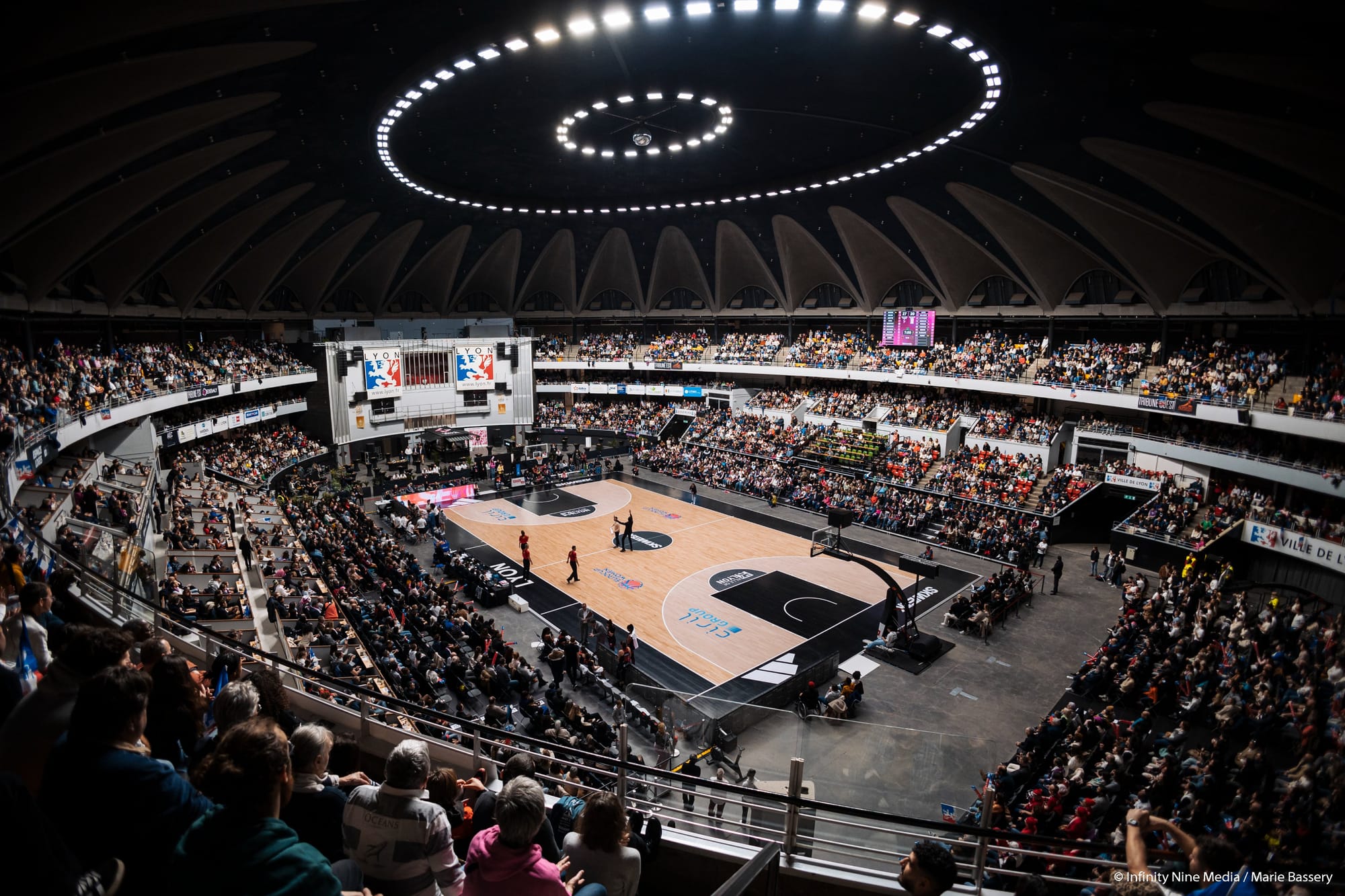 Pendant la modernisation de l’Astroballe, l’ASVEL veut jouer au Palais des Sports de Gerland