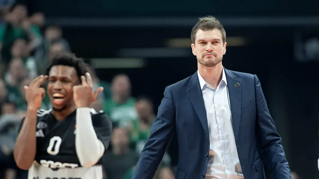 Tiago Splitter (Paris) : "TJ Shorts a fait une masterclass"