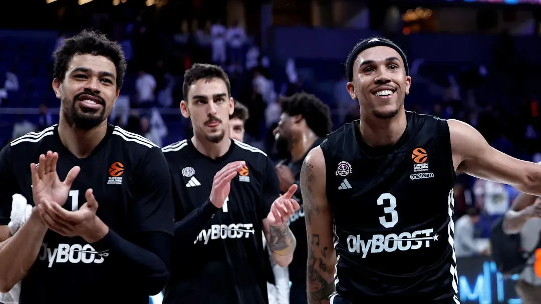 Paris surdomine Monaco et se rapproche du sacre
