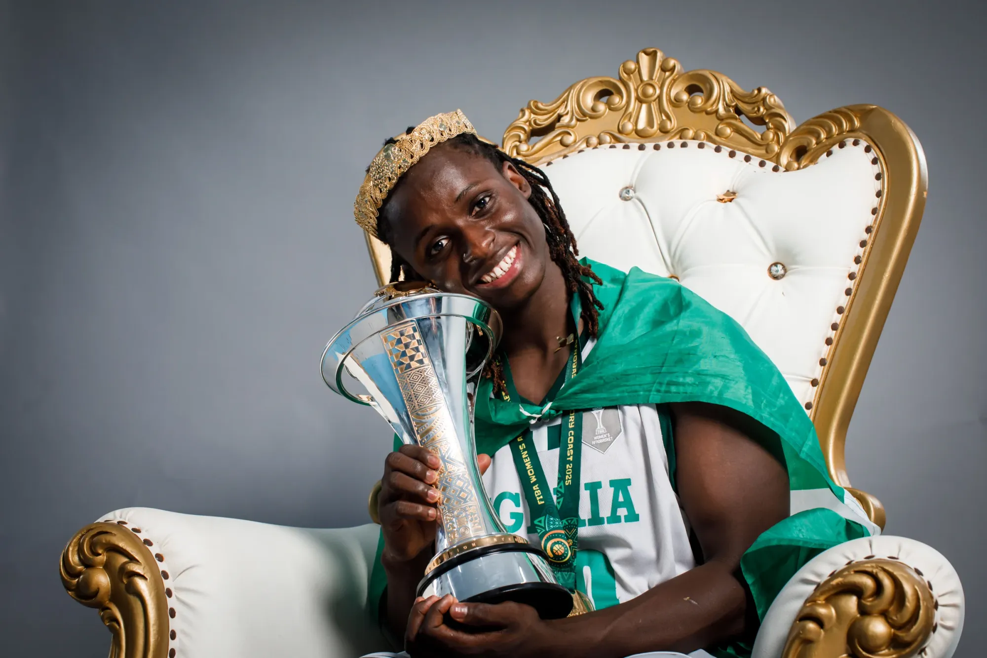 Женская сборная Нигерии D'Tigress с тремя известными игроками против Франции