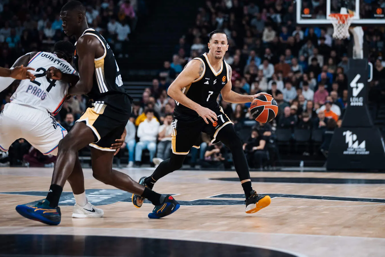 Euroleague : l'ASVEL et Paris continuent de couler