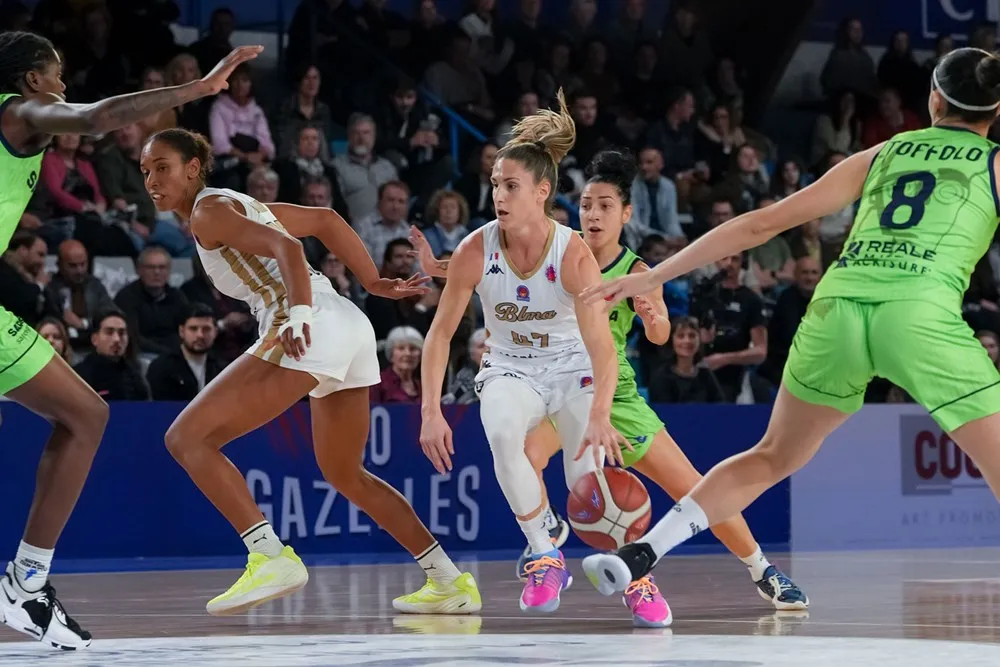 Des recrues et des prolongations à Lattes-Montpellier dont Romane Bernies pour trois ans
