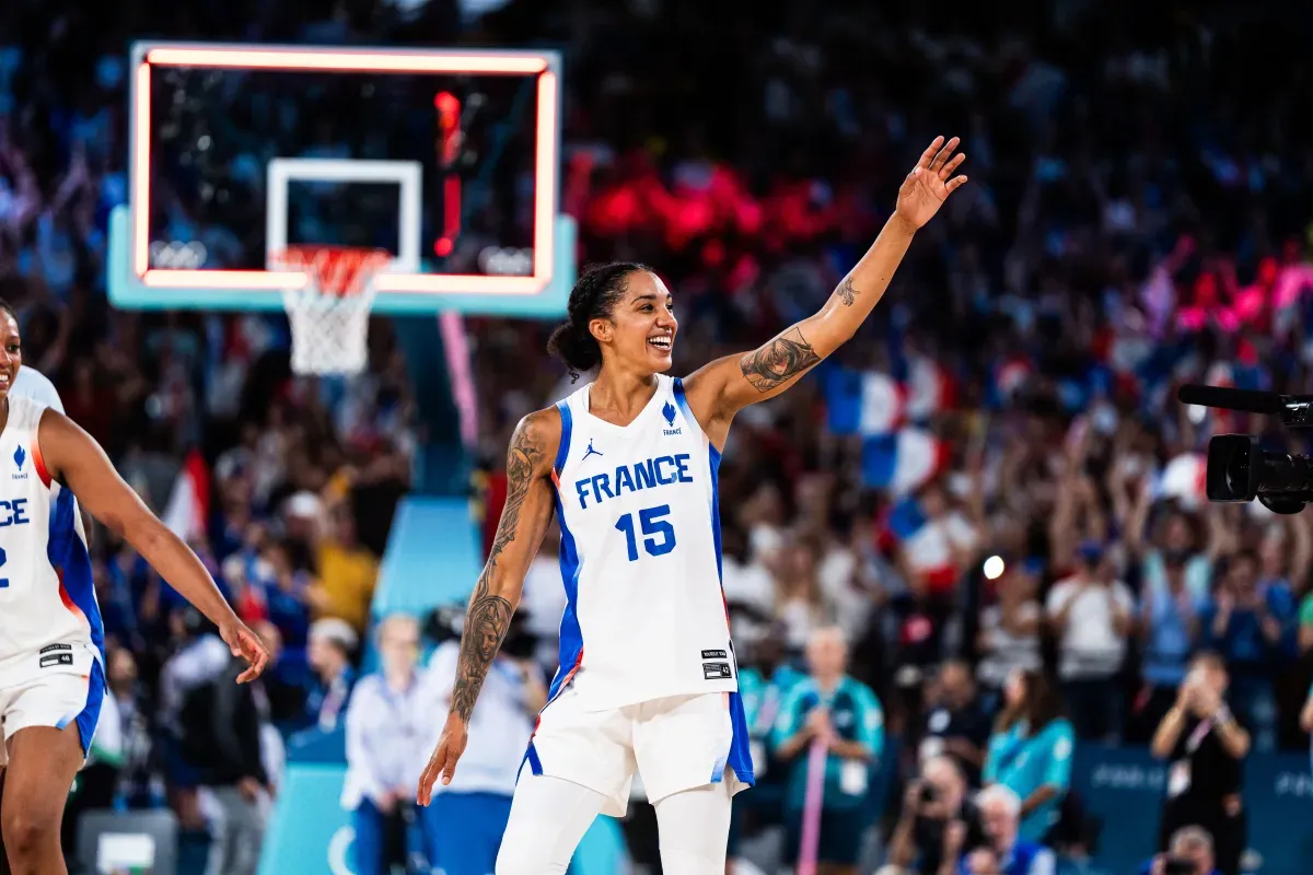 Gabby Williams remporte le Trophée Alain Gilles 2024 !