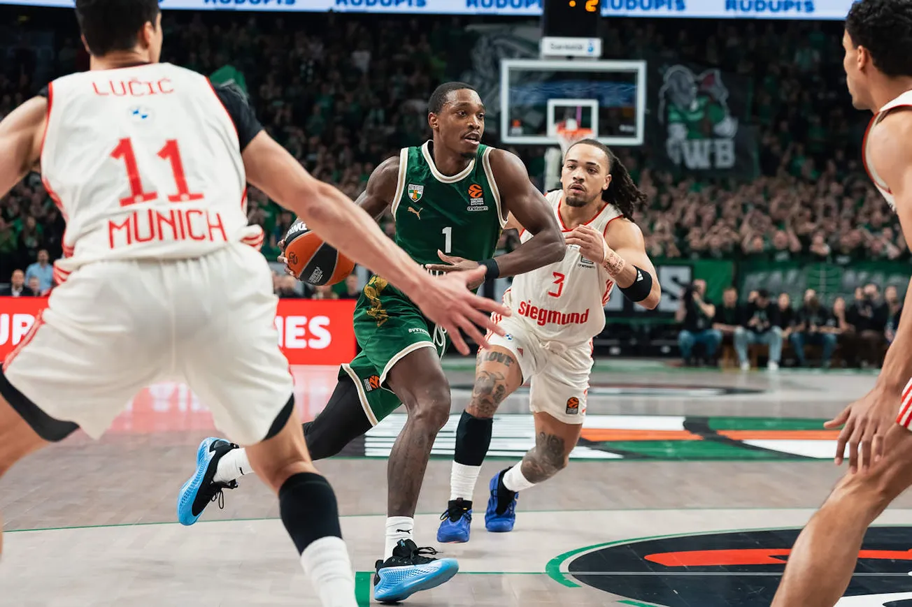 Zalgiris Kaunas : Lonnie Walker IV retourne en NBA, direction Philadelphie