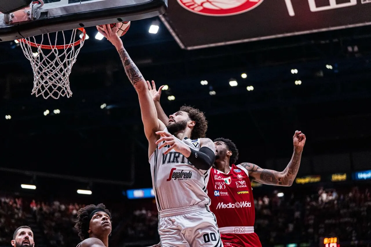 Italie : La Virtus et Isaïa Cordinier proches de la finale