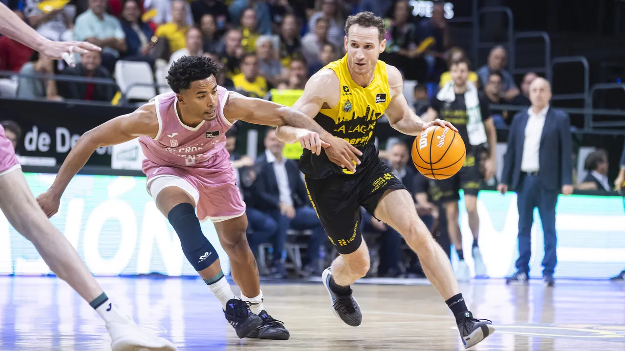 Marcelinho Huertas, 39 points à 42 ans !