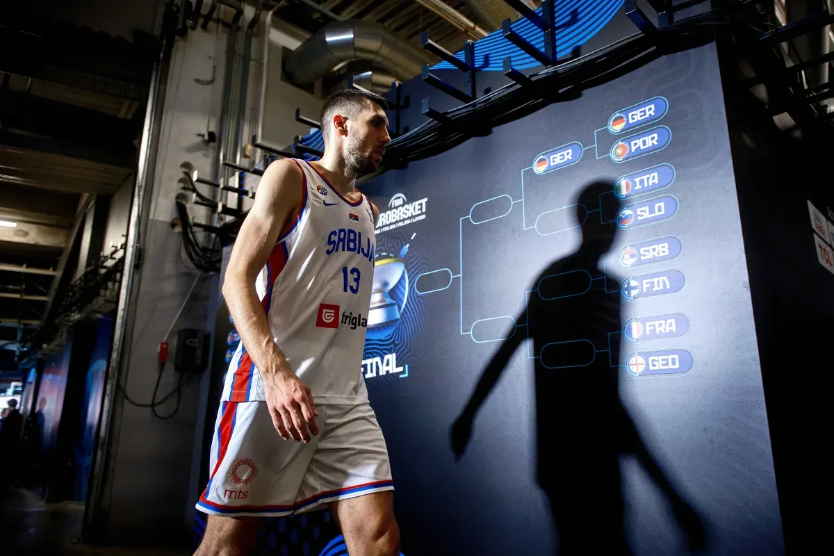 Le Serbe Ognjen Dobric après le KO face à la Finlande : "Nous sommes désolés, nous sommes tous tristes"