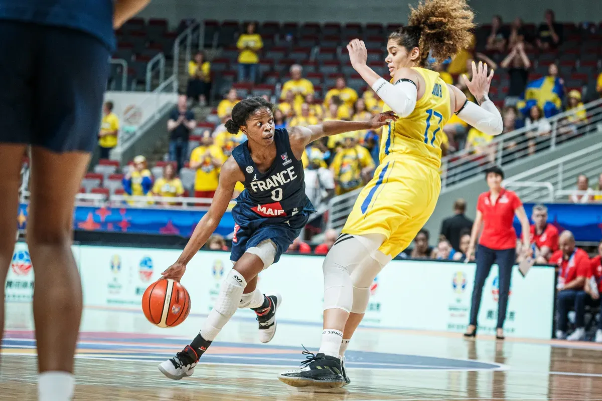 Olivia Epoupa retourne en Australie