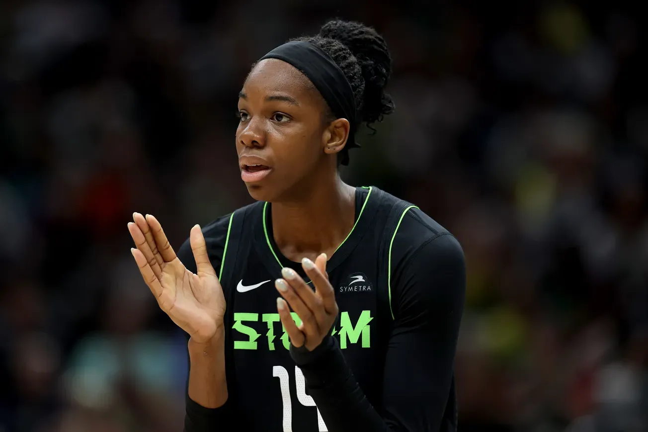 Dominique Malonga a joué la fin de saison WNBA blessée