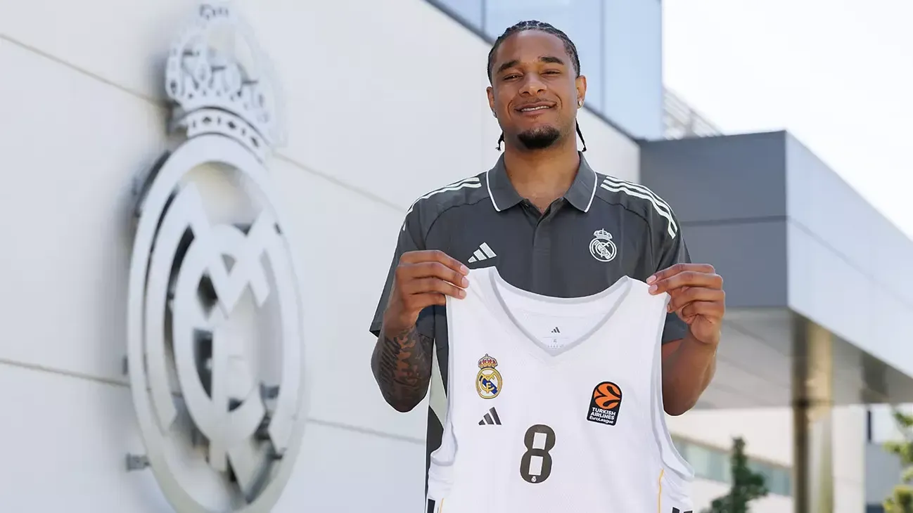 La star du Real Madrid Chuma Okeke va obtenir un passeport nigérian