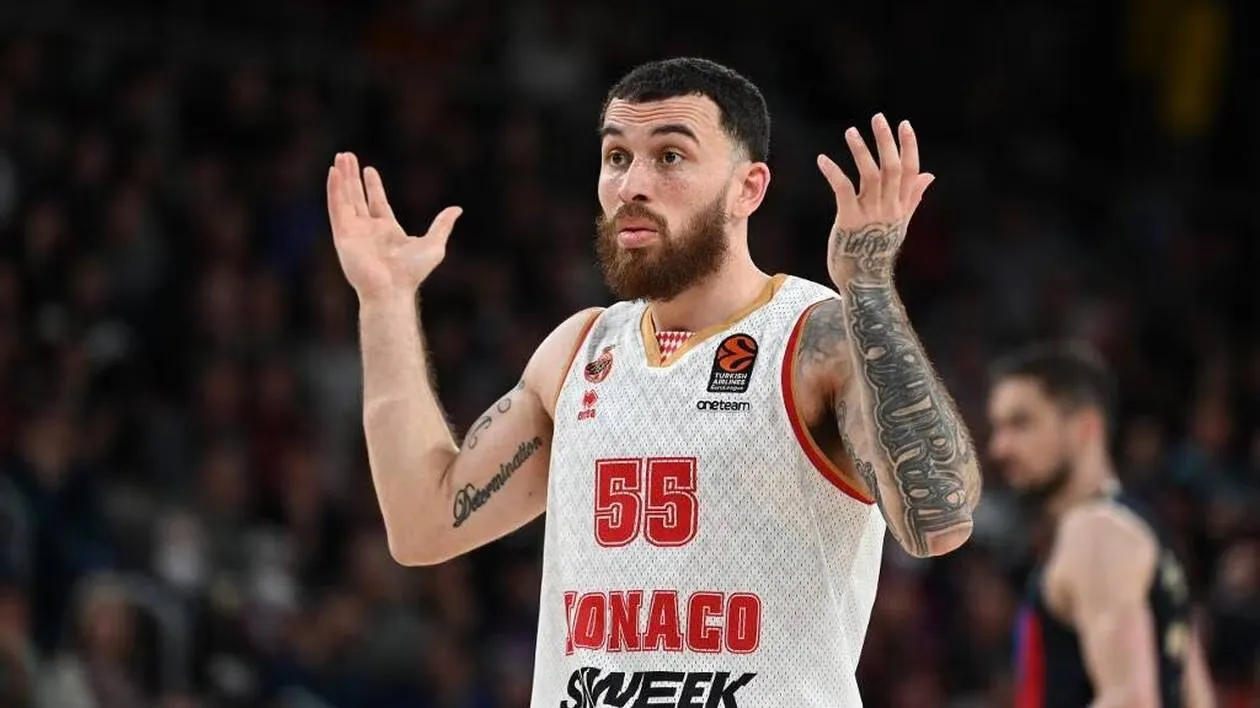 Mike James : "Alexey Fedorychev, t'es mon pote. Aucun souci avec toi. Promis"