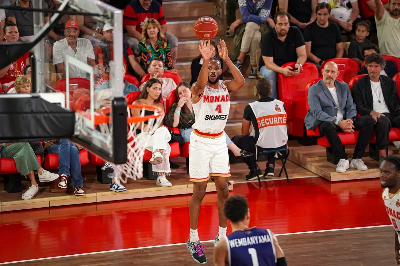 Jaron Blossomgame (Monaco) : « Tout le monde a été payé. Il est temps de mettre à jour les blagues »