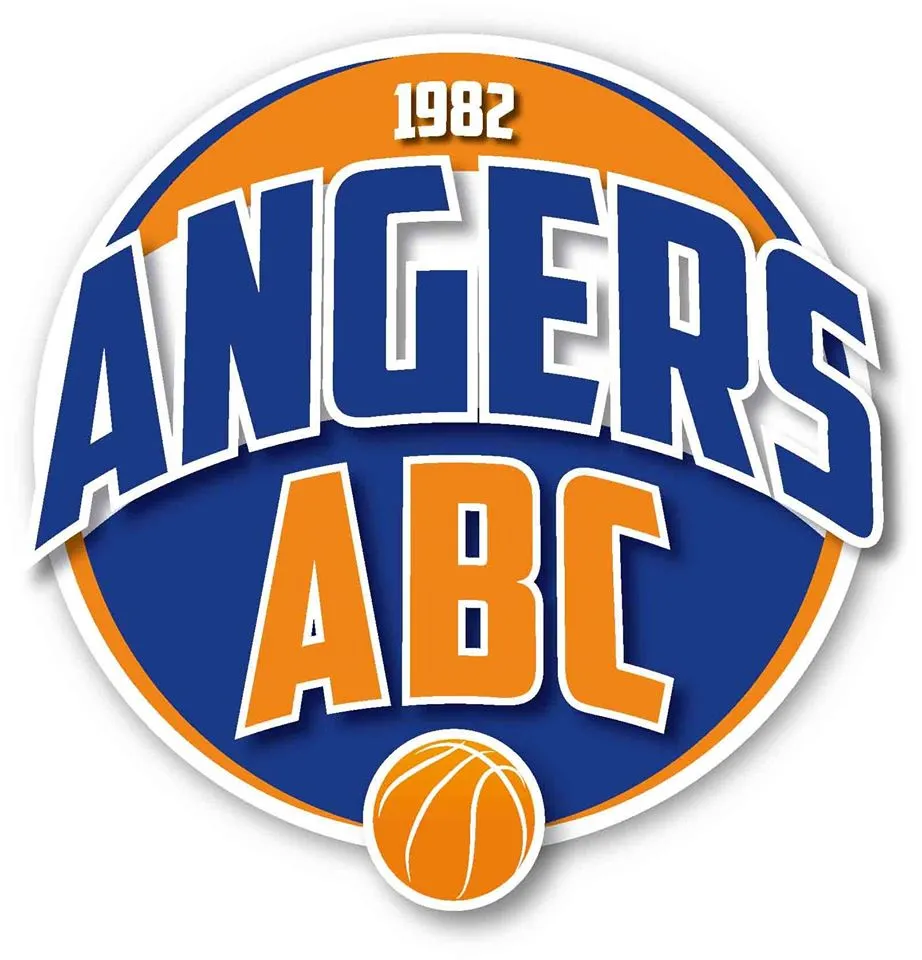 Angers prolonge trois joueurs