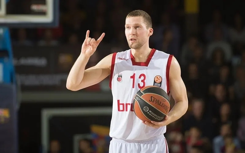 Janis Strelnieks dans le viseur de Milan