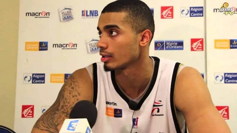 Fernando Raposo en pigiste médical à Orléans