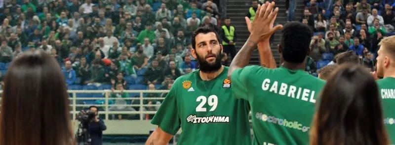 Ioannis Bourousis signe en Chine