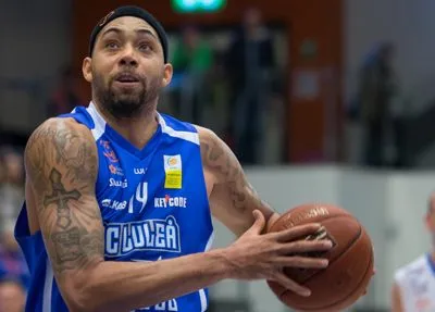 Pro B : A Aix-Maurienne, Jaraun Burrows arrive, Junior Zéro prolonge