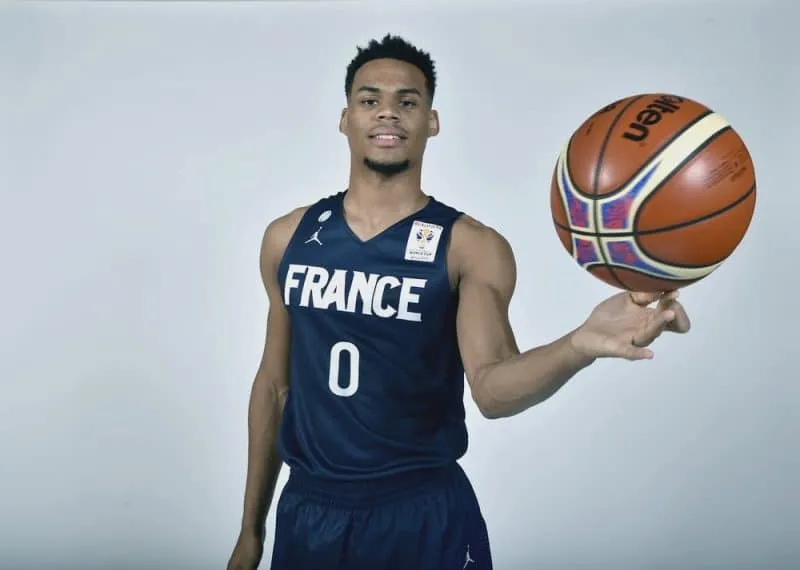 10 Français se présentent avant l’heure à la draft 2018