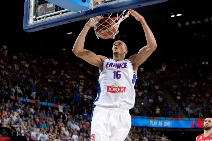 Vincent Collet: « Les retours de Nicolas Batum et de Rudy Gobert vont aussi consolider notre secteur défensif »