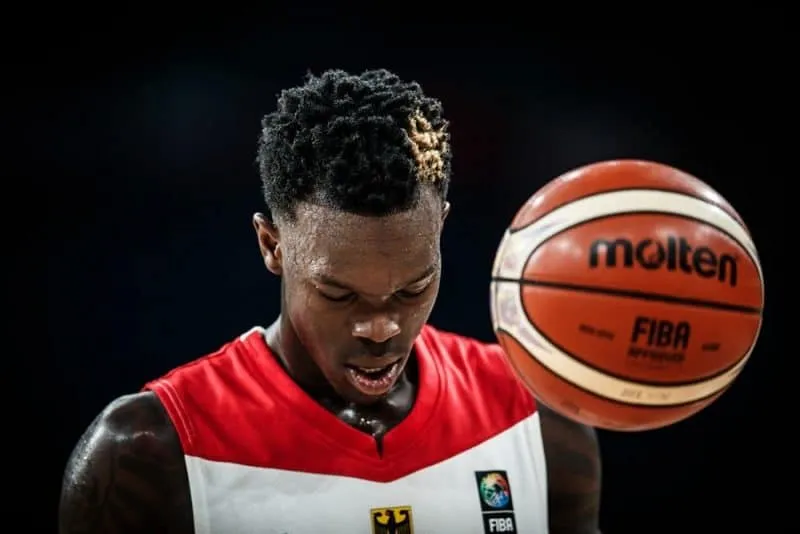 Dennis Schroder (Atlanta Hawks) heureux de retrouver l’équipe d’Allemagne et son club de Braunschweig
