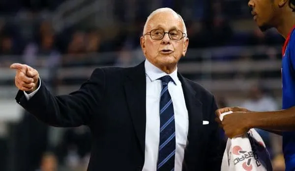 Italie: A 77 ans, la légende américaine, Larry Brown, est le nouveau coach de Turin