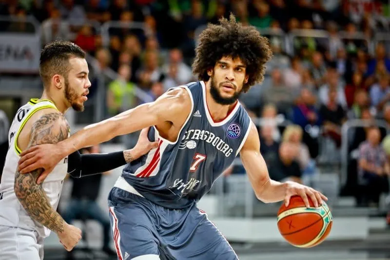 Coup dur pour Strasbourg: Louis Labeyrie a choisi de faire jouer sa clause de sortie