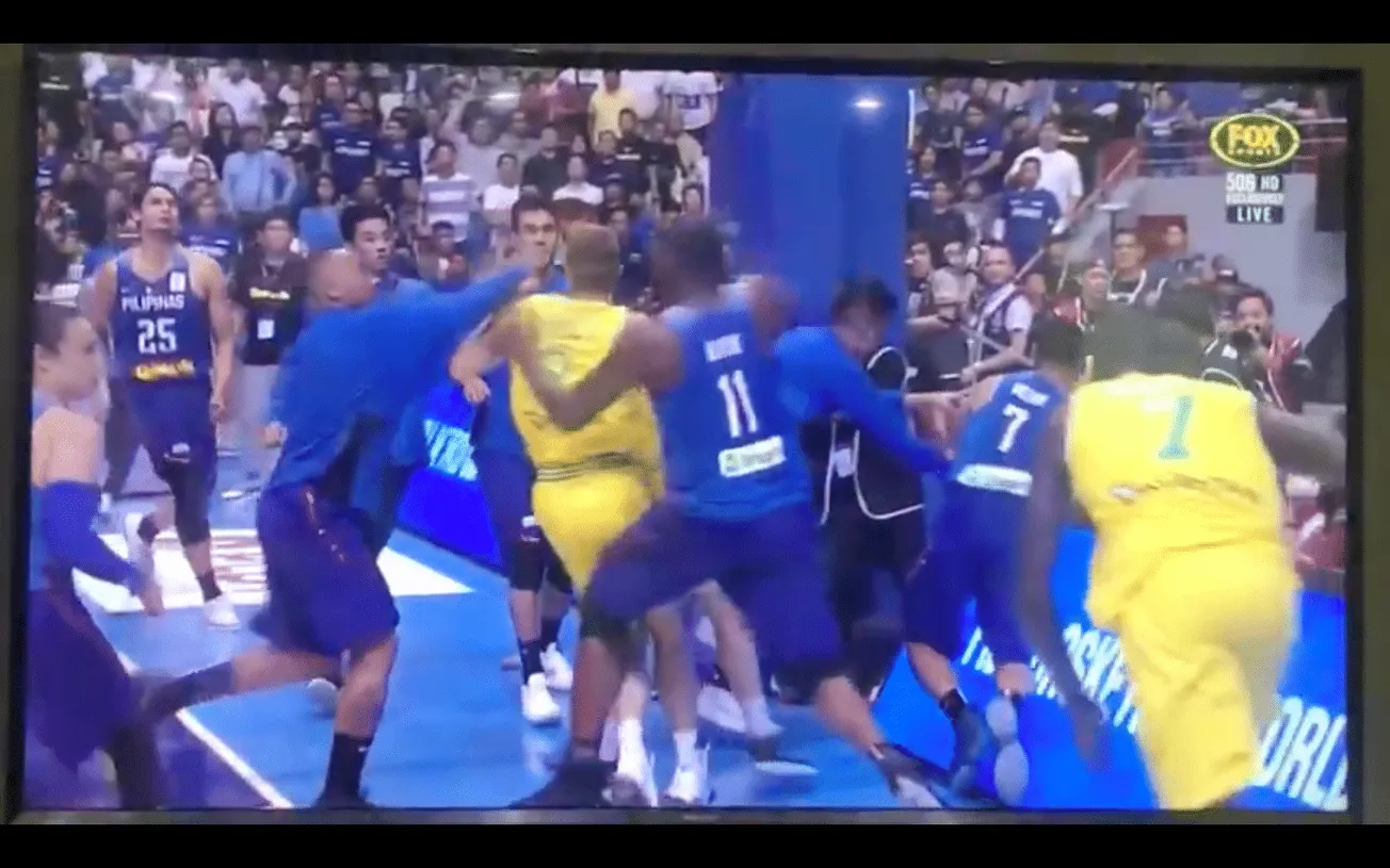 Video : bagarre générale entre l’Australie et les Philippines !