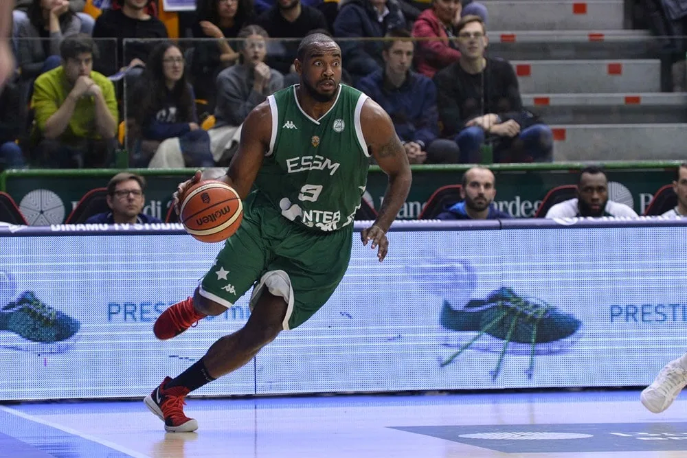 Pro B : Gary Chathuant arrive à Nantes