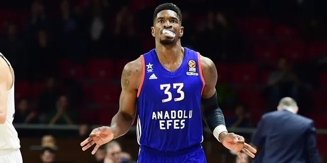 Brandon Paul, aux Spurs la saison dernière, dans le viseur du Barça et de Vitoria