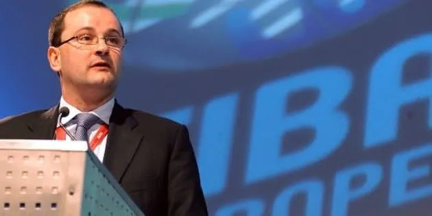 Hommage: L’interview de Patrick Baumann, secrétaire-général de la Fédération Internationale: « Il y a autour de 125 millions de personnes qui jouent au moins une fois par mois au basket »