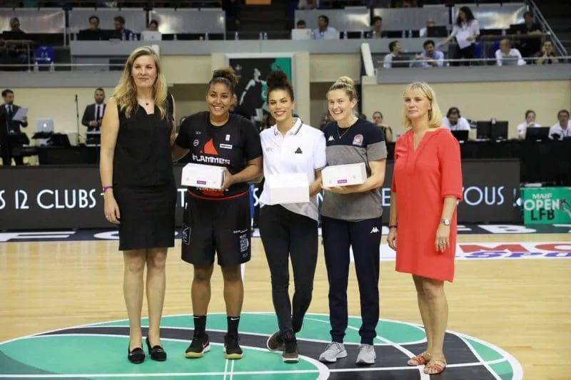 La photo: Les trois championnes WNBA honorées à l’Open
