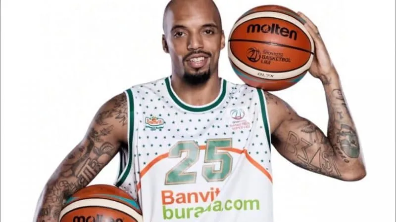 Jordan Theodore: Buducnost plutôt que Limoges