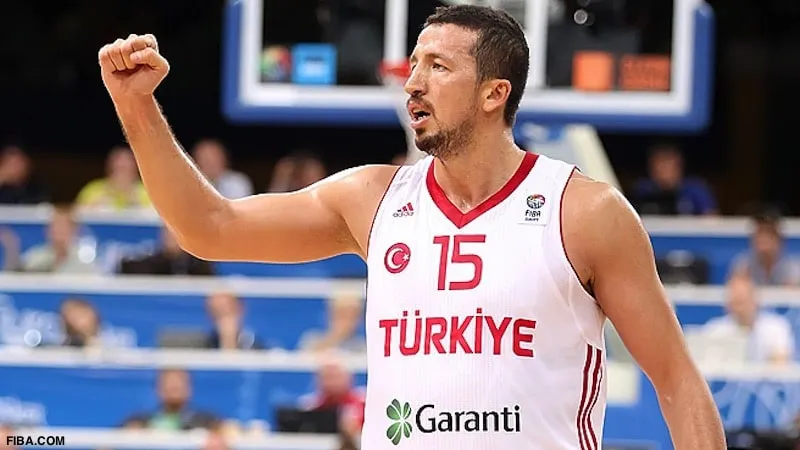 Hedo Turkoglu (Président de la fédération turque) : « J’espère que les fenêtres internationales vont s’arrêter »