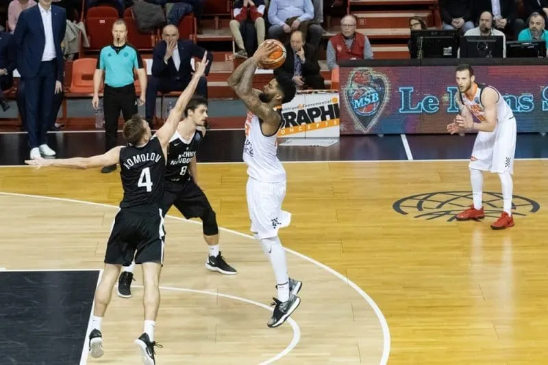 Vidéo: Les highlights de Patras-Strasbourg et Le Mans-Novgorod