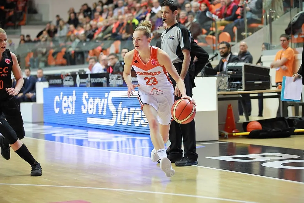 Vidéo : l’incroyable passe de Marine Johannes pour Cristina Ouviña