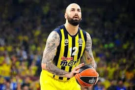 A 36 ans, le pivot macédonien Pero Antic prend sa retraite