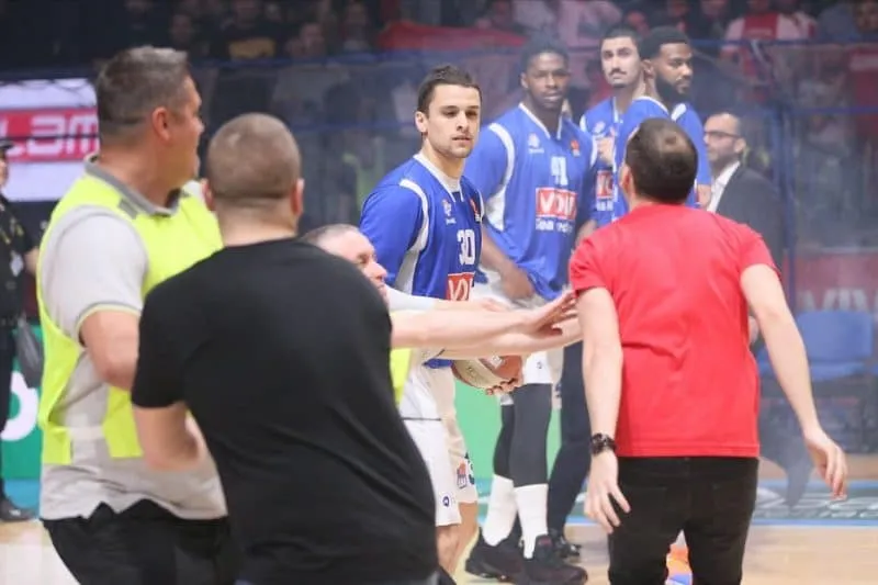 Adriatic League: L’Etoile Rouge lourdement sanctionnée après les exactions de ses supporters