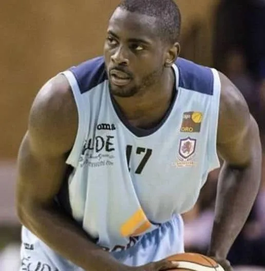 Jeep Elite : Michael Fakuade rebondit à Châlons-Reims