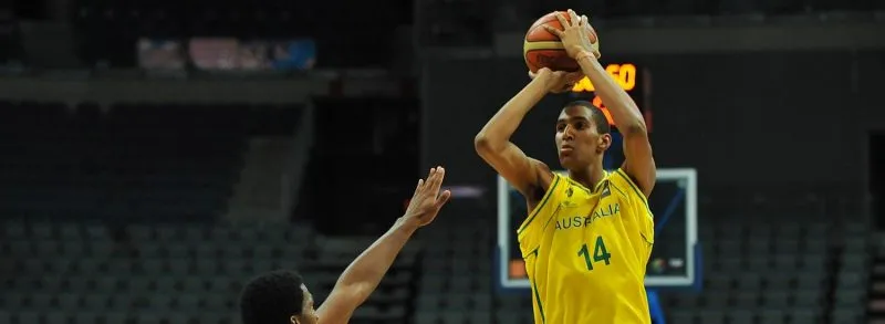 Australie: Signé par les Philadelphie Sixers, Jonah Bolden se retire de l’équipe d’Australie