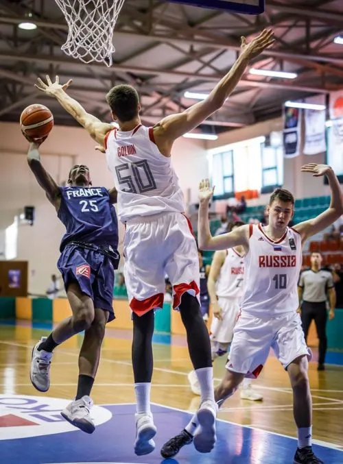 Euro U18: La France torpille la Russie (101-57) et se classe 5e