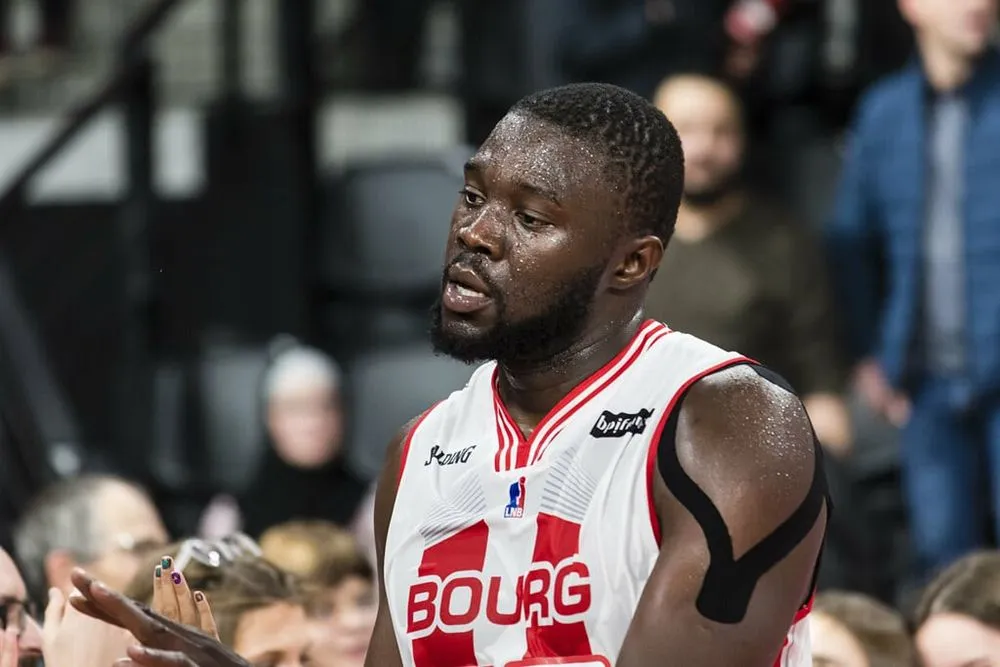 Elite : Youssou Ndoye de retour en France à Orléans
