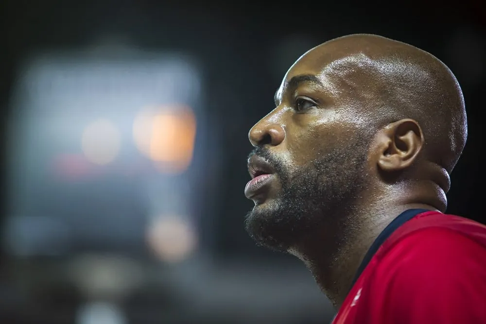 Vidéo: Time Out avec Ali Traore (Strasbourg)