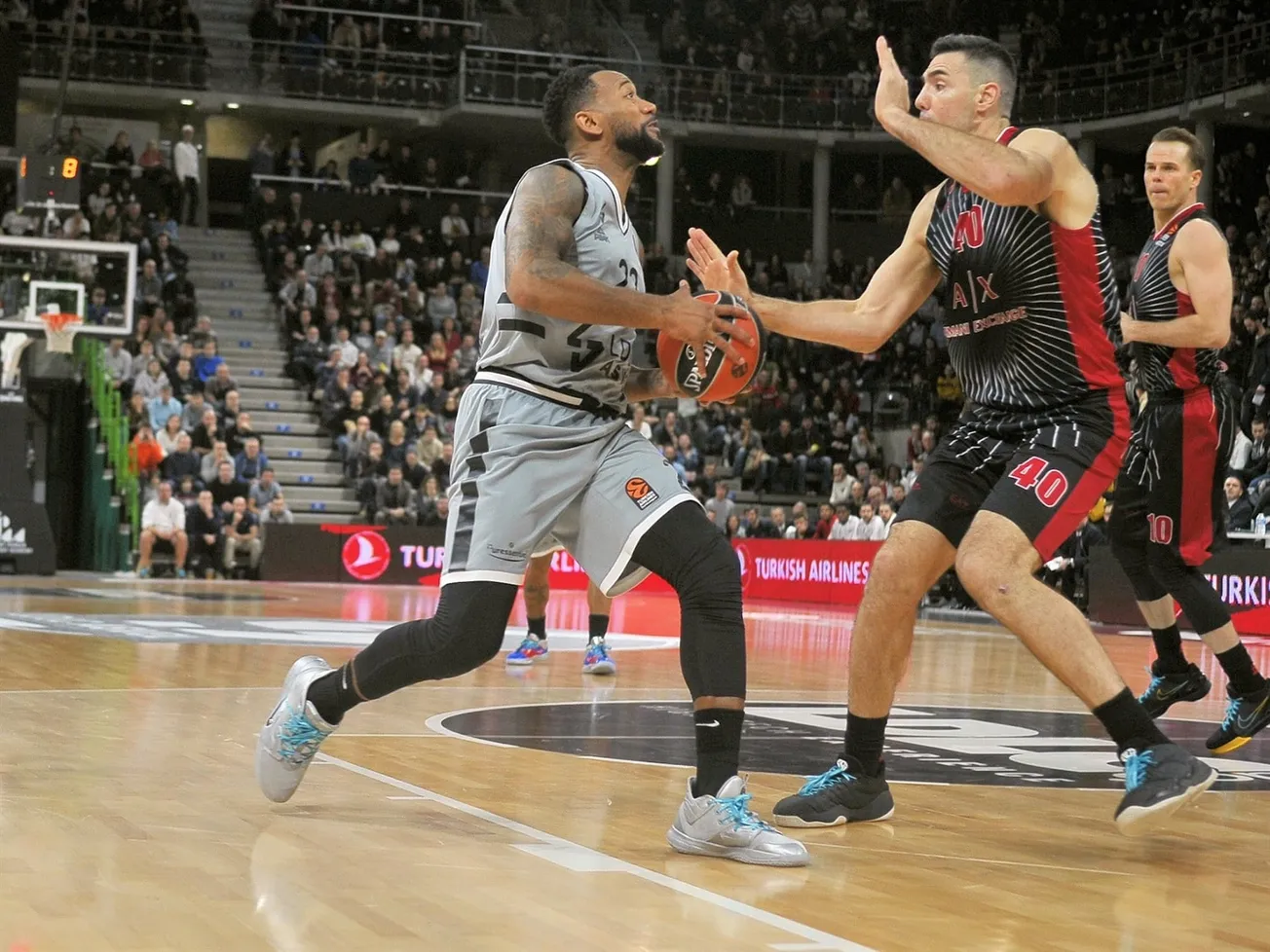 Vidéo: Le top 10 des actions de l’ASVEL en décembre