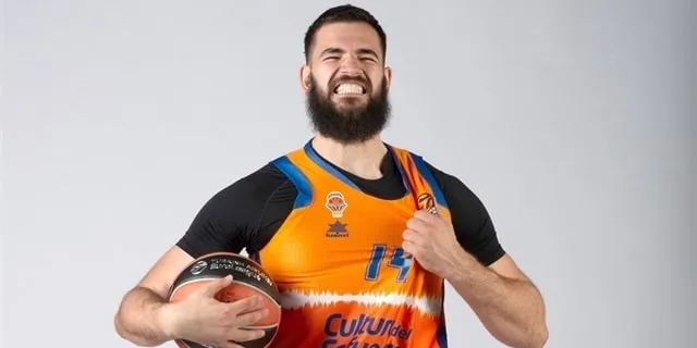 Espagne: Bojan Dubljevic (Valence) ne veut pas jouer en NBA