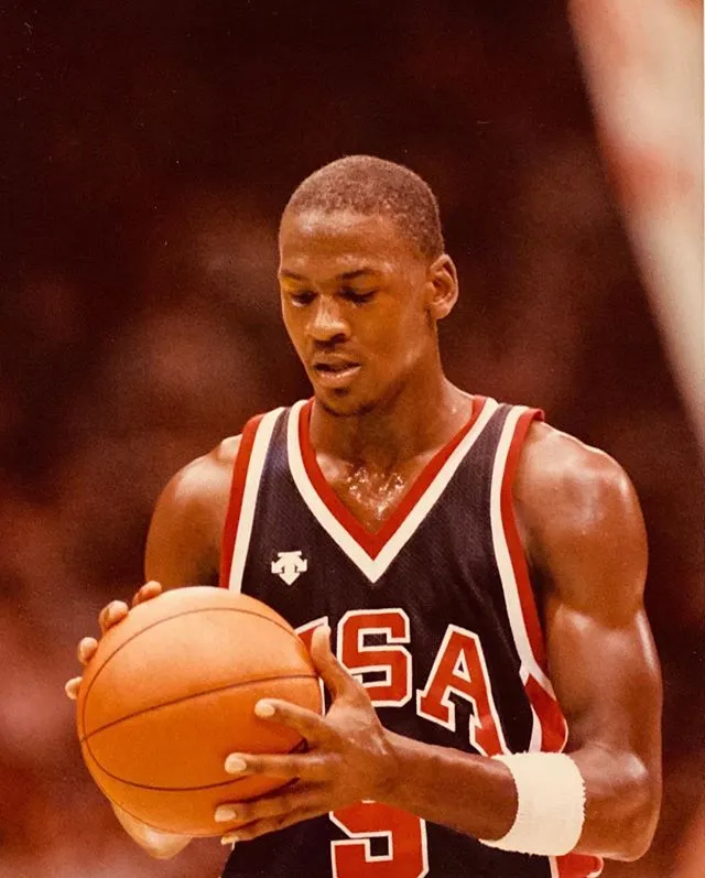 REDIFF Juillet 1982. Michael Jordan passe pour la premiere fois a la television francaise dans l indifference Basket Europe